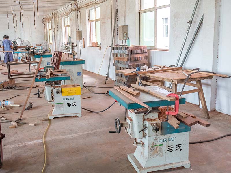 普格楼梯油漆修复费用