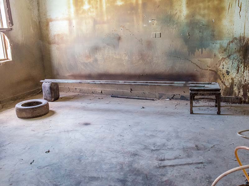 普格地板油漆修复方法